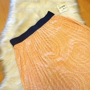 LulaRoe Geometric Printed Pleated Jill Skirt